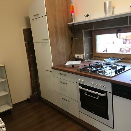 Candy Apartman Кестхей Экстерьер фото